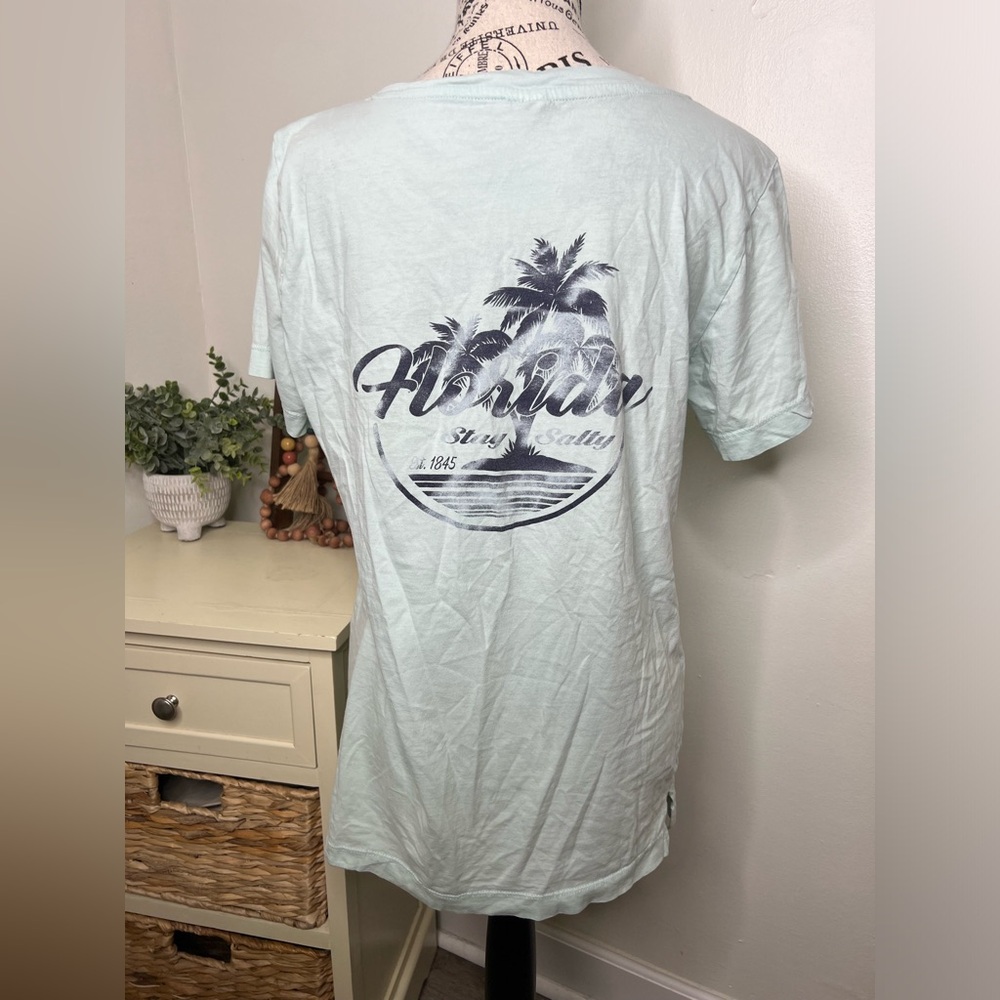 Distressed Destin, FL Tee